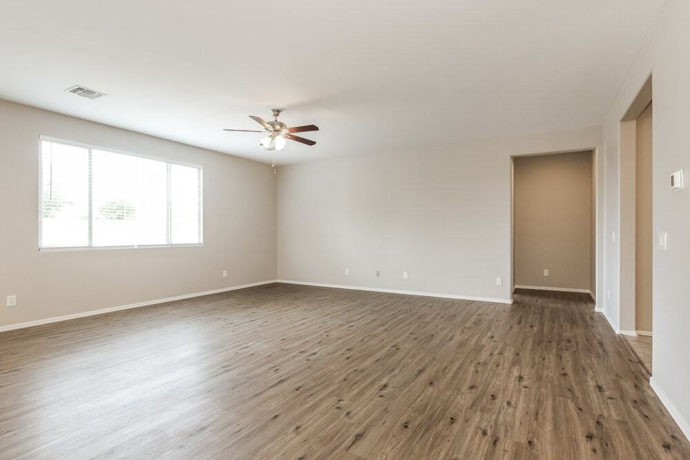 6114 S 30th Ln - Photo 5 of 16