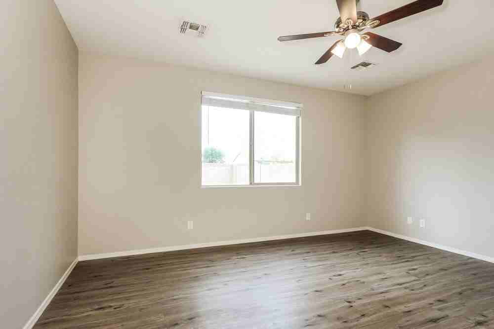 6114 S 30th Ln - Photo 7 of 16