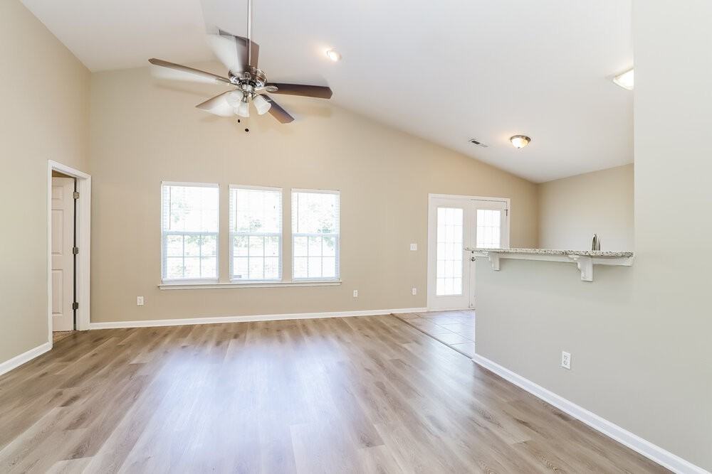 4412 Gray Wolf Way - Photo 5 of 16