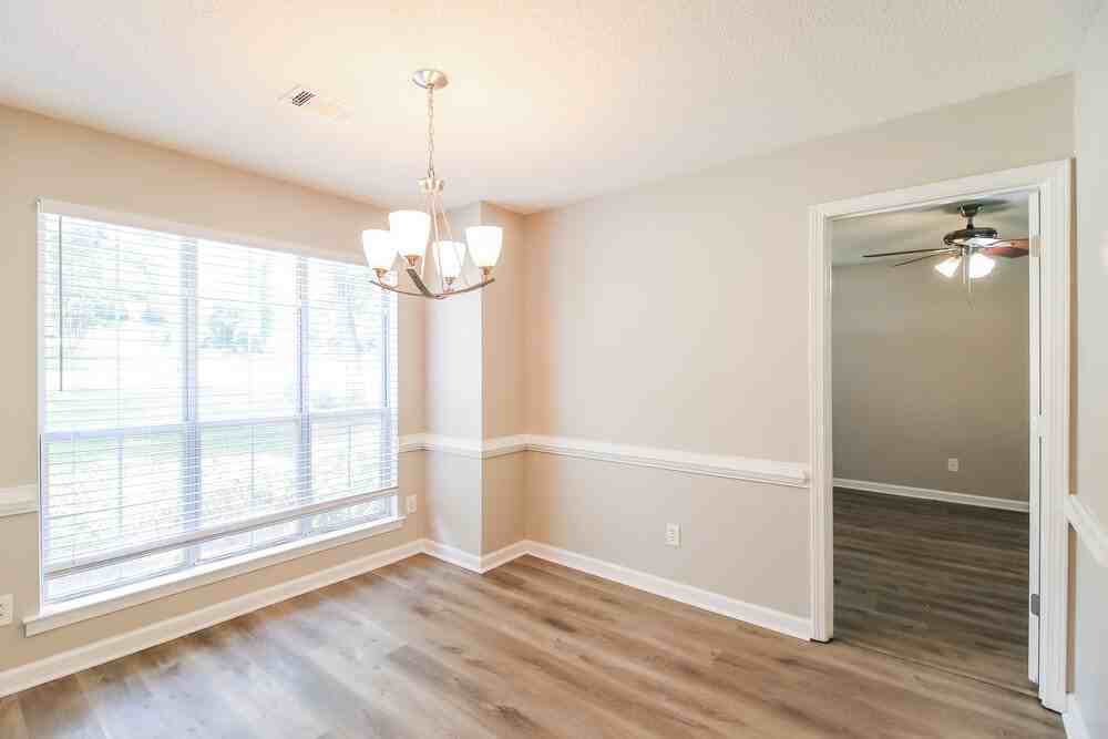 104 Nanci Ct - Photo 7 of 16