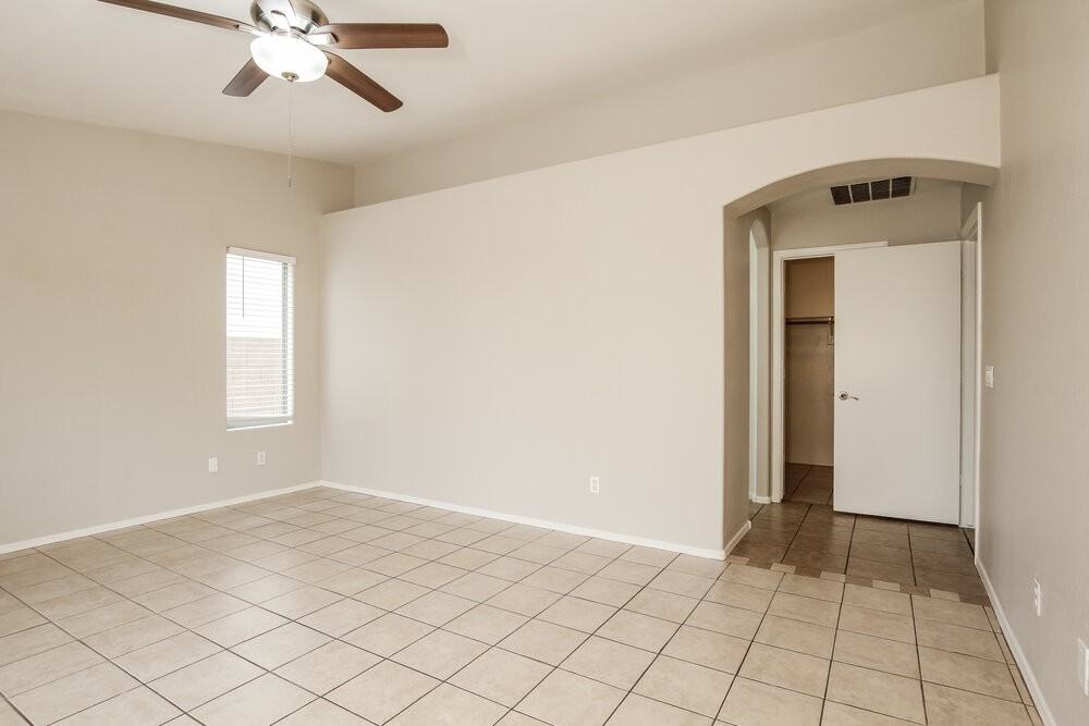 6622 S 23rd Ave - Photo 7 of 16