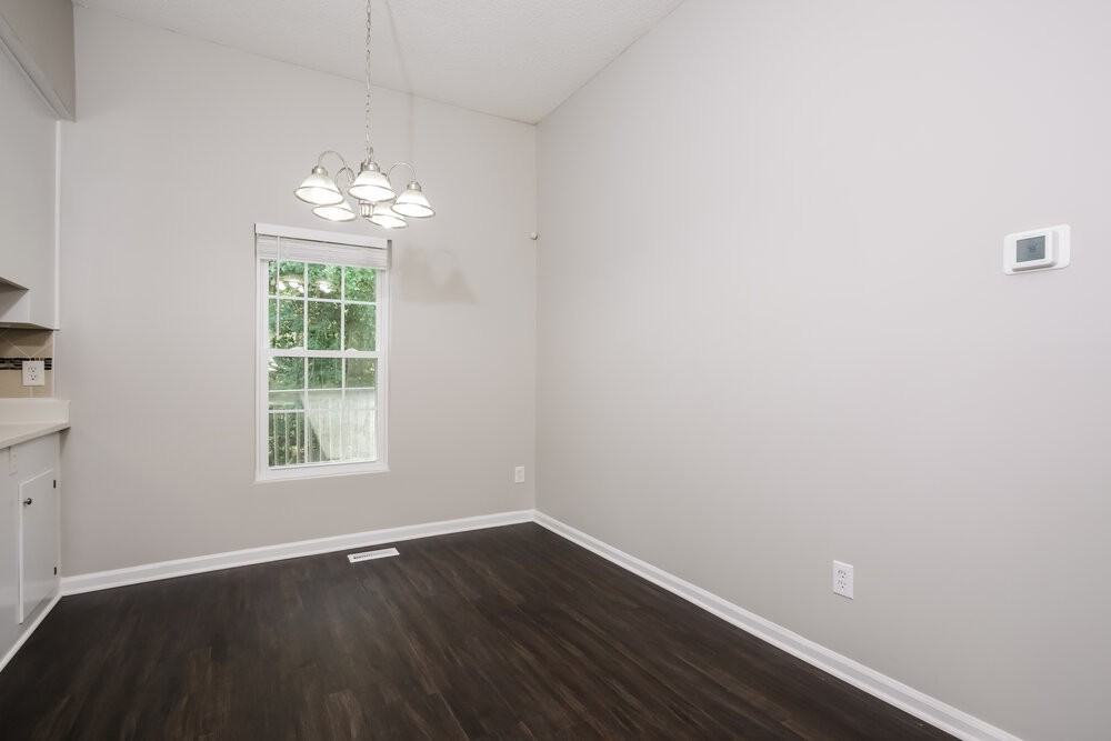 504 Heathwick Dr - Photo 5 of 16