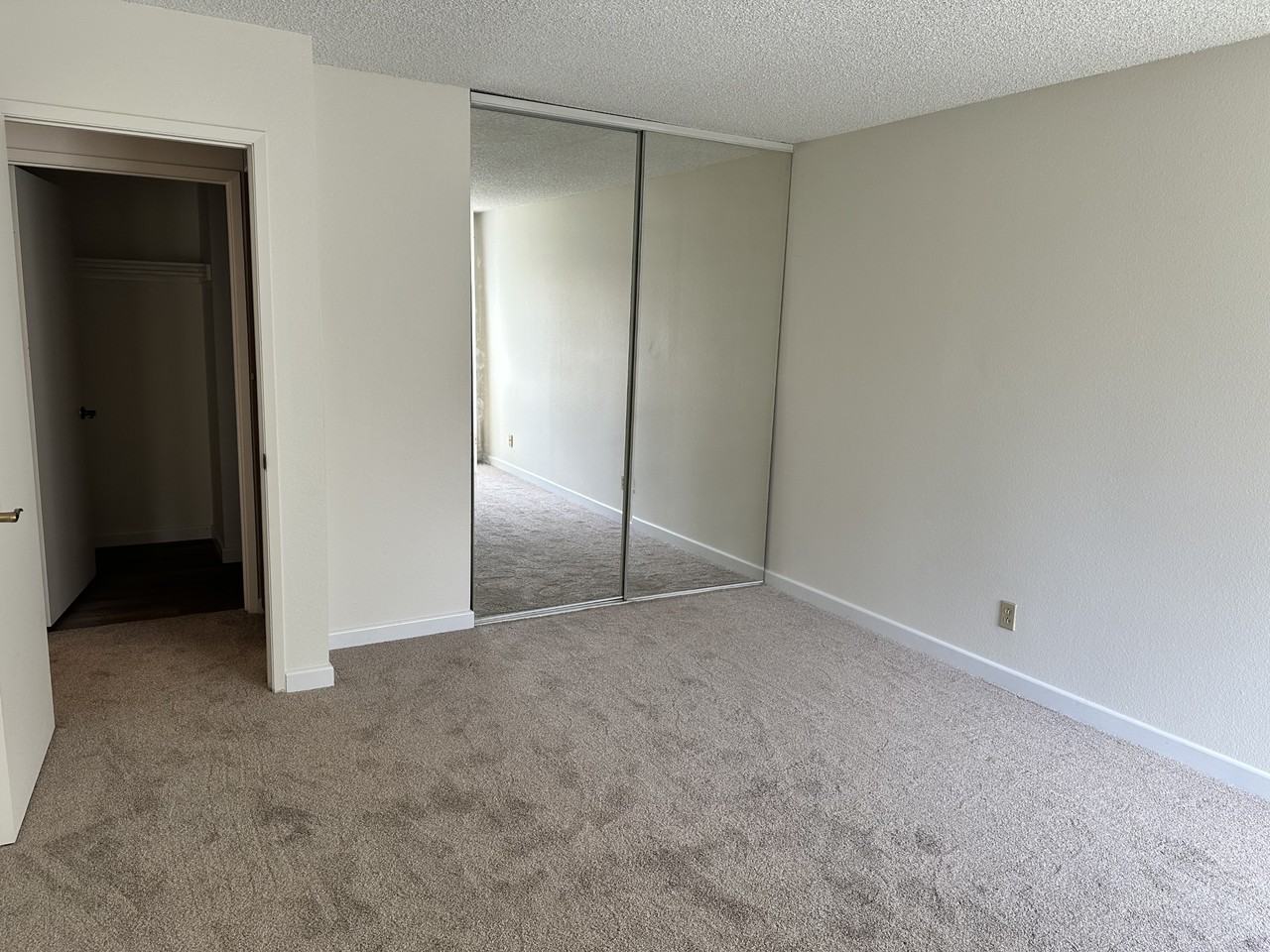 5906 Rancho Mission Rd #12 - Photo 7 of 14