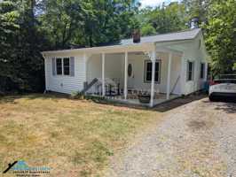 featured image of 531 Lakeshore Dr