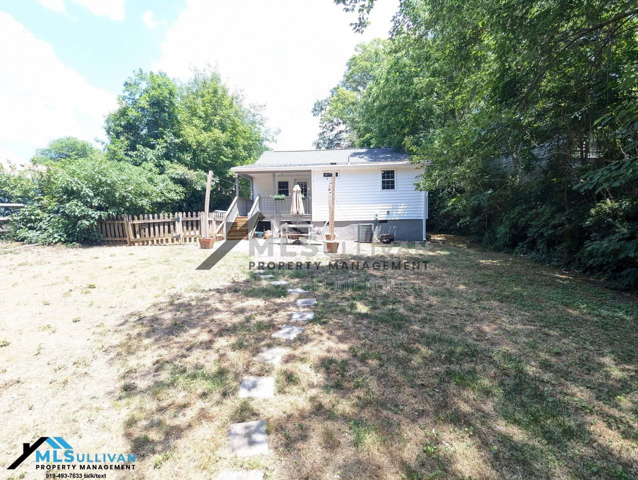 531 Lakeshore Dr - Photo 3 of 4