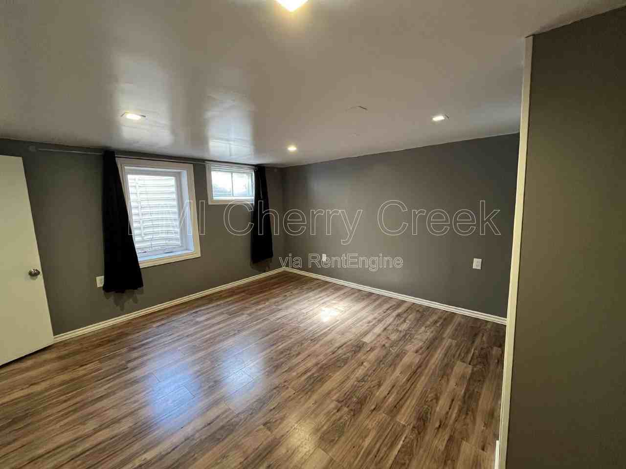12517 E 31st Ave - Photo 4 of 50