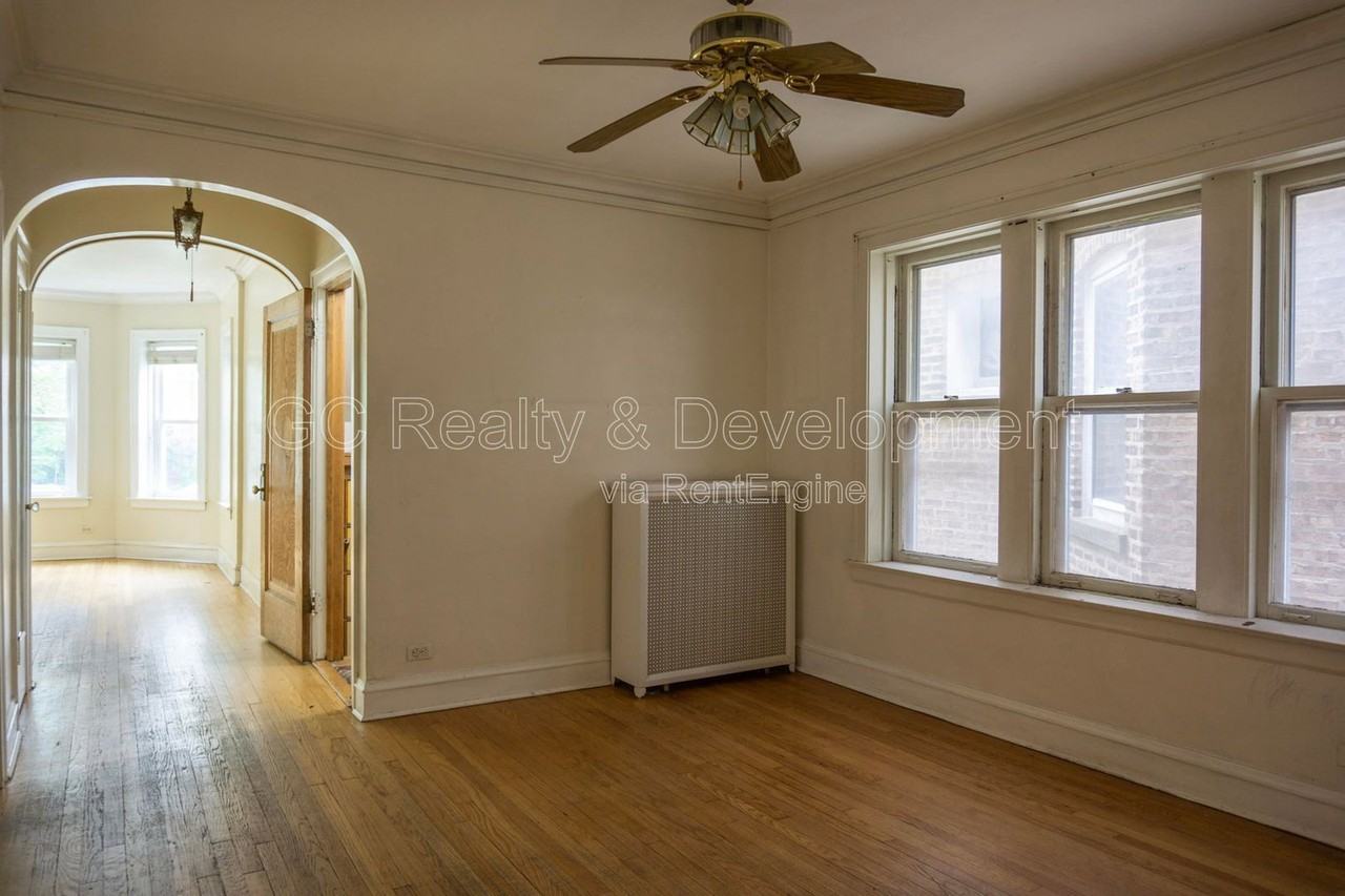 3841 N Sawyer Ave #1 - Photo 6 of 14