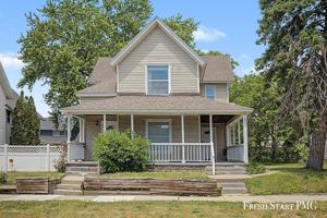 featured image of 851 Park St Sw #2