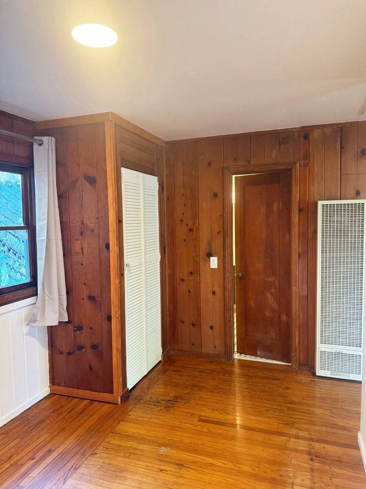 883 Lorna Dr - Photo 6 of 14