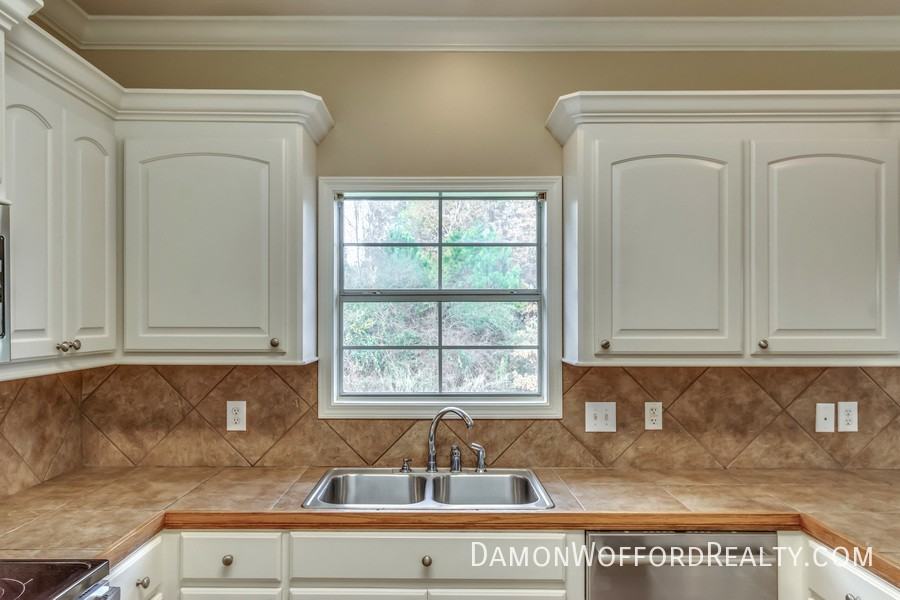 119 Kenzie Dr - Photo 6 of 33