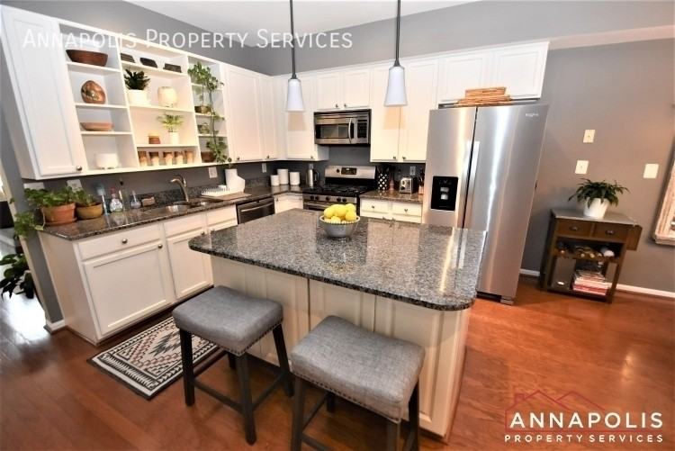 37 Harbour Heights Dr - Photo 4 of 20