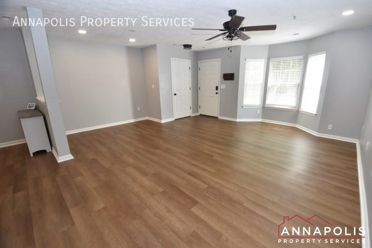 8031 Brookstone Ct - Photo 7 of 23