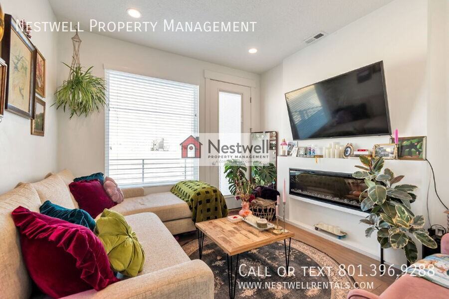 11191 S Freestone Rd - Photo 2 of 30