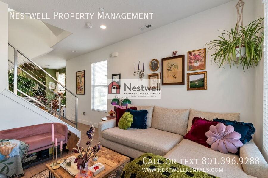 11191 S Freestone Rd - Photo 3 of 30