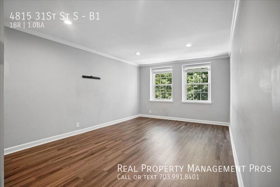 4815 31st St S #B1 - Photo 4 of 42