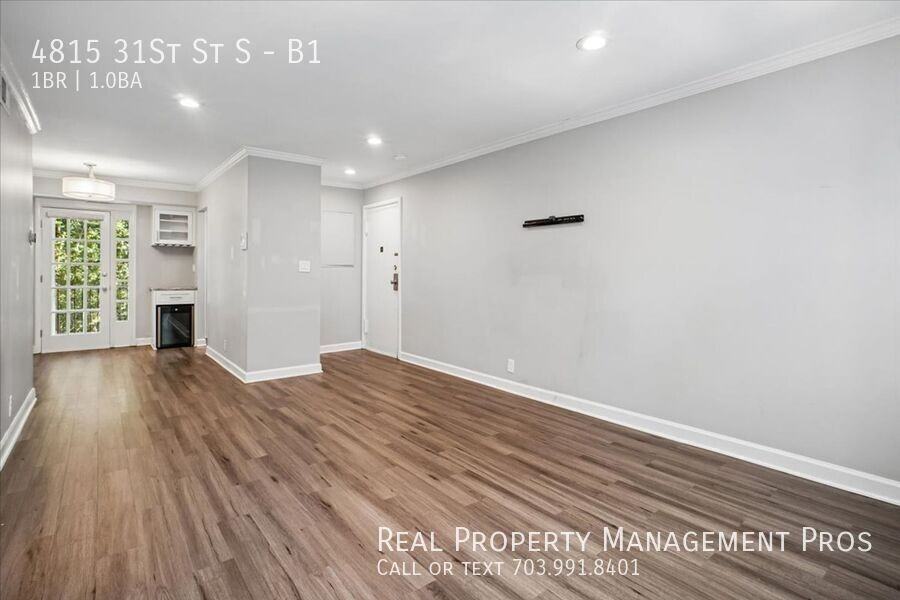 4815 31st St S #B1 - Photo 5 of 42