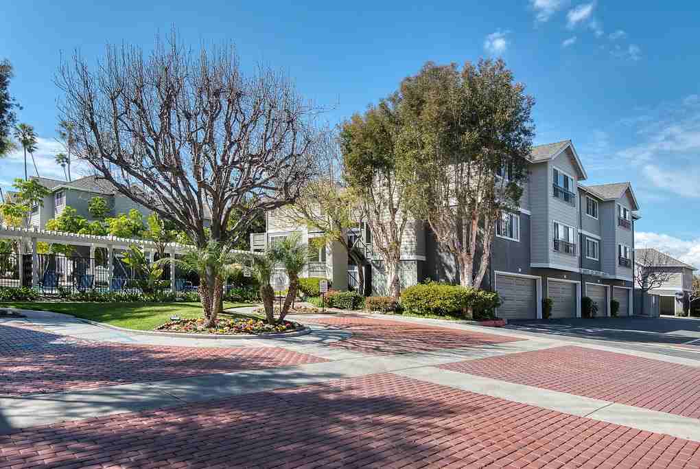 Mariners Place - Photo 2 of 32