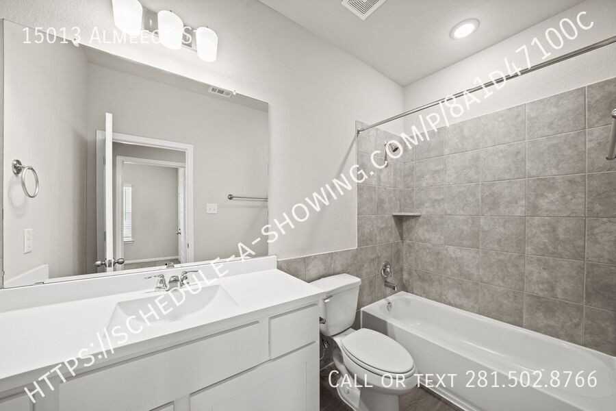 15013 Almeece St - Photo 6 of 11