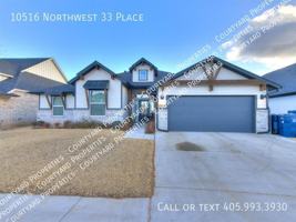 featured image of 10516 Nw 33rd Pl