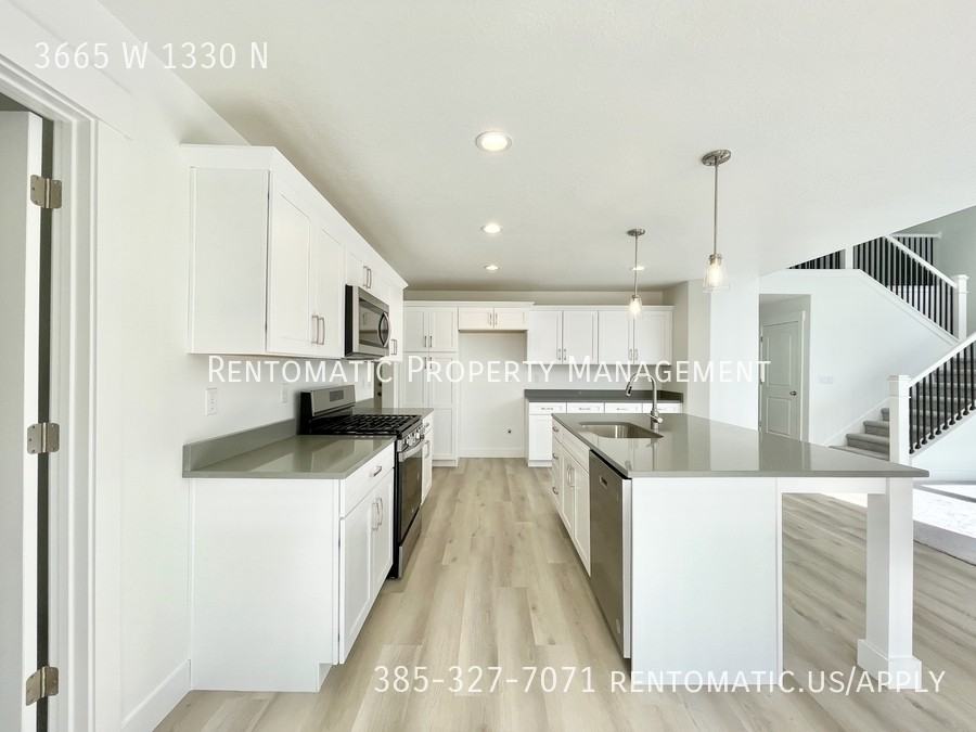 3665 W 1330 N - Photo 2 of 29