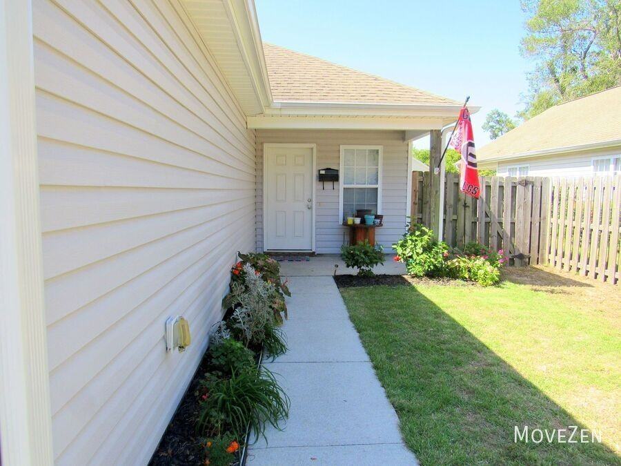 2034 Monroe St - Photo 5 of 31