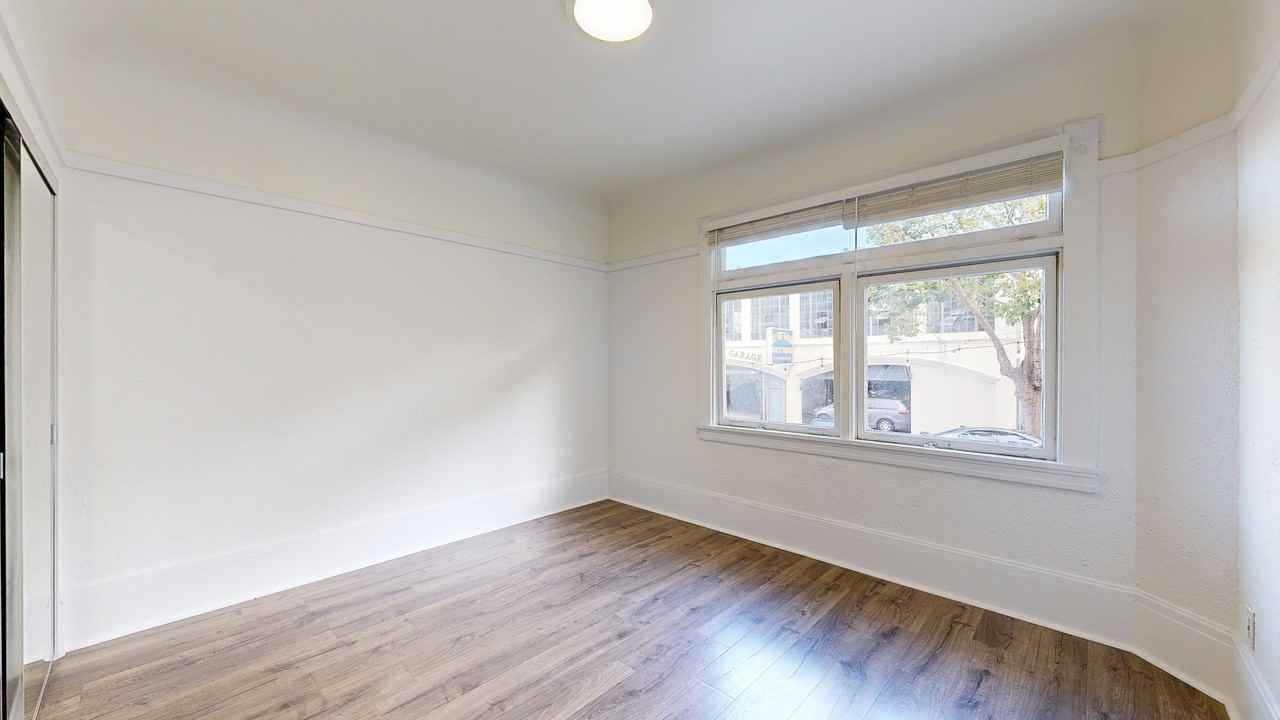 1740 Sacramento St #2 - Photo 4 of 11