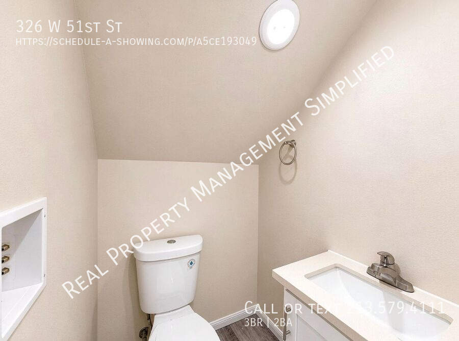 326 W 51st St - Photo 6 of 9