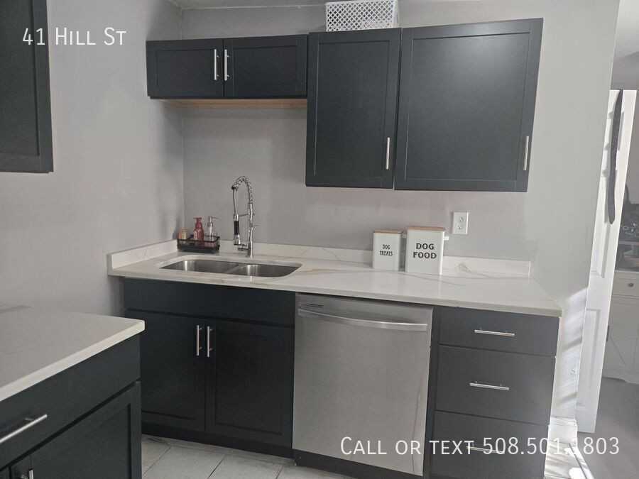 41 Hill St - Photo 6 of 14