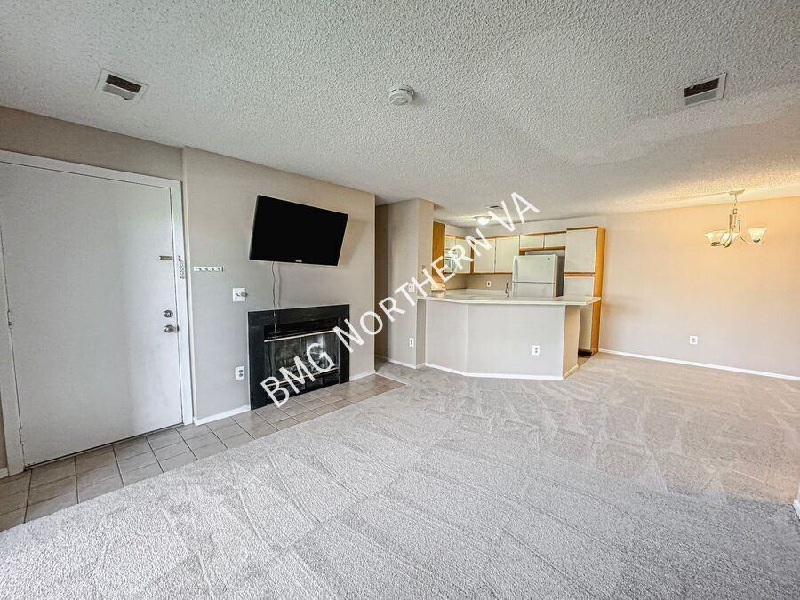 1510 Summerchase Ct #D - Photo 5 of 18