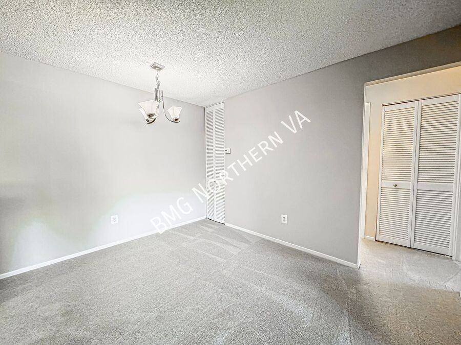 1510 Summerchase Ct #D - Photo 7 of 18