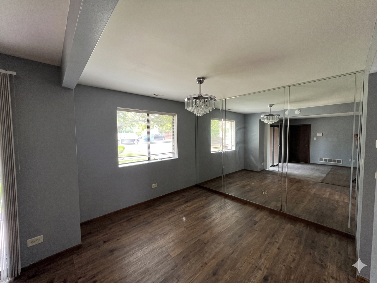 1259 Cunningham Dr #1E - Photo 7 of 13