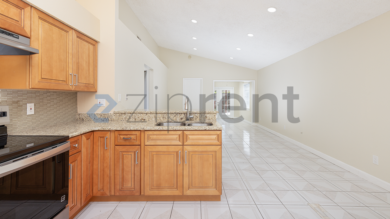 5425 Wood Crossing St - Photo 5 of 17