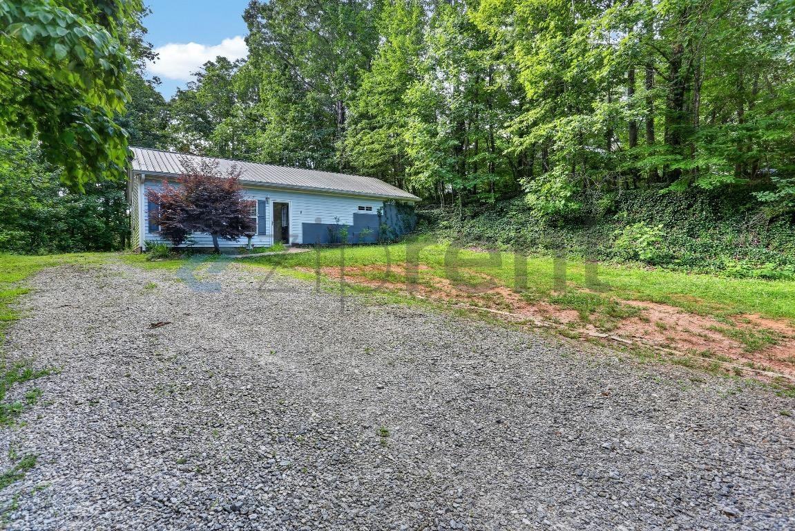 248 Mountain Brook Rd - Photo 2 of 34