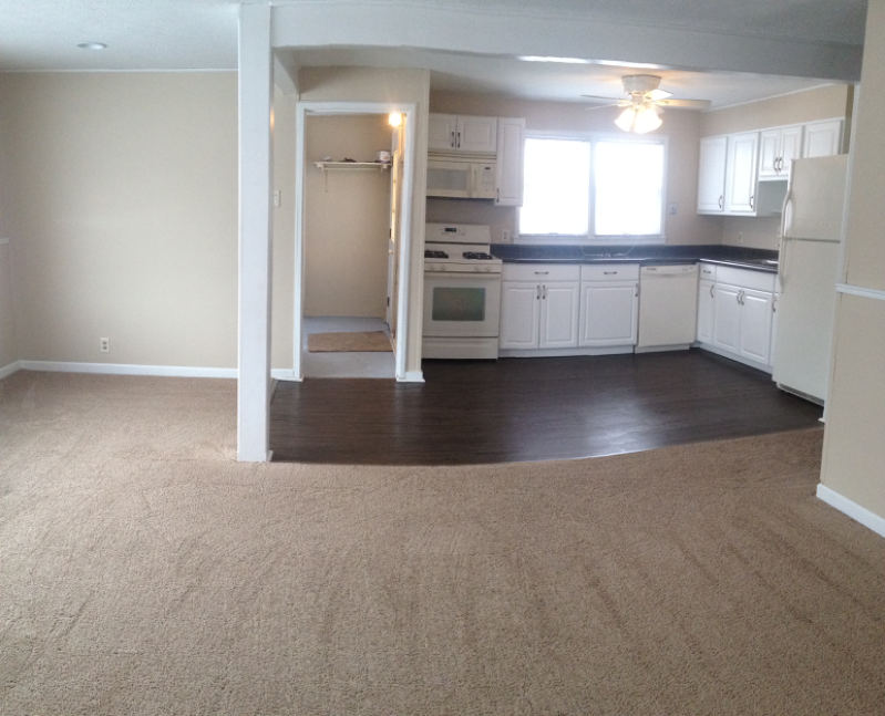 2743 N Main St - Photo 7 of 15