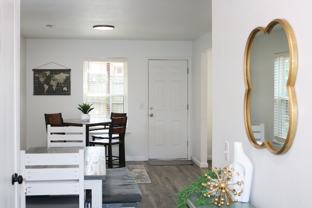 615 W Moan Pl - Photo 1 of 1