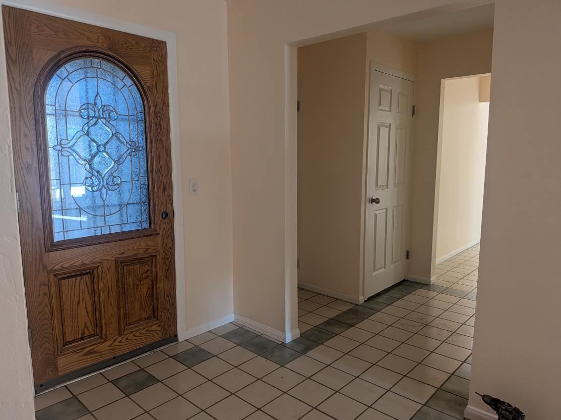 401 Burnham Rd #1 - Photo 3 of 17