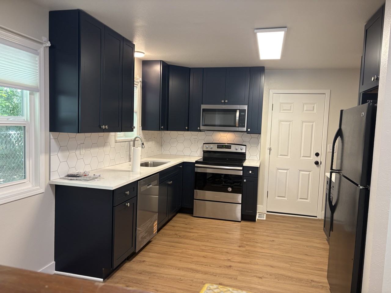 105 E Chester St #A - Photo 3 of 14
