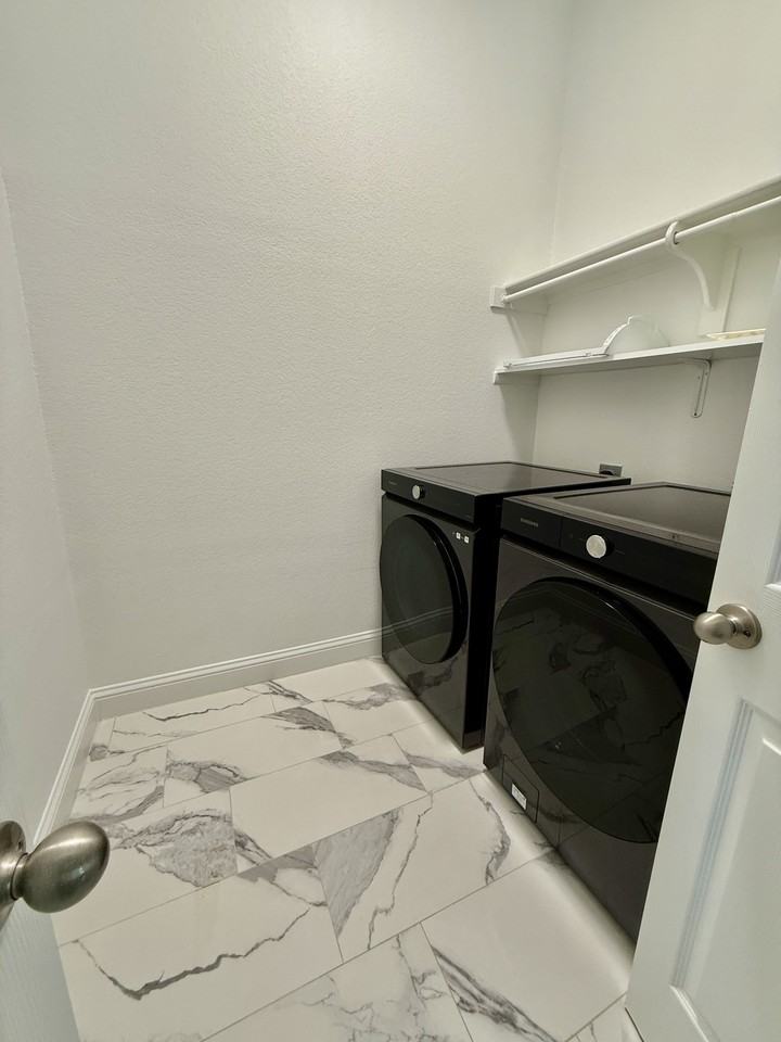 11821 Cotswold Dr #NA - Photo 7 of 17