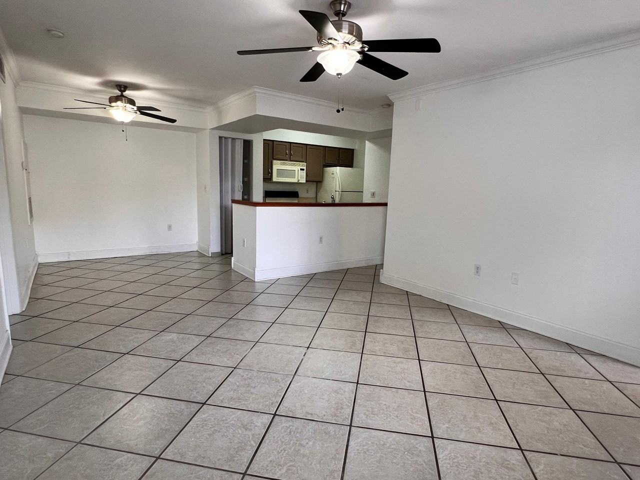 3004 Parkway Blvd #209 - Photo 2 of 36