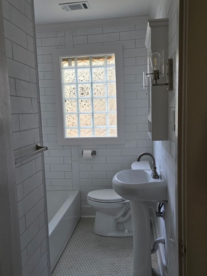515 Alexander St - Photo 7 of 15