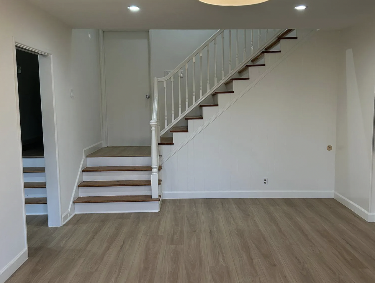 1044 Fairview Dr #NA - Photo 5 of 14