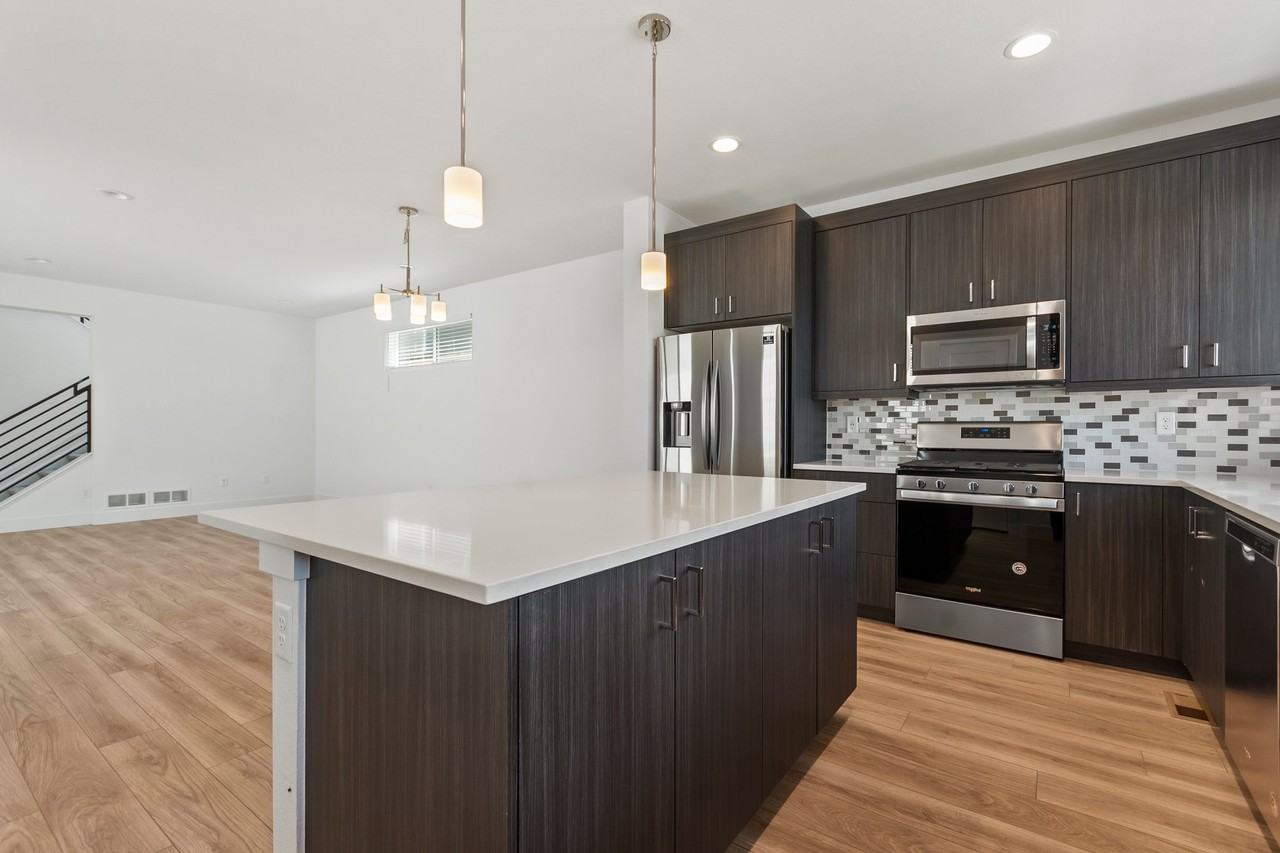 6106 Netherland Ct #NA - Photo 2 of 16