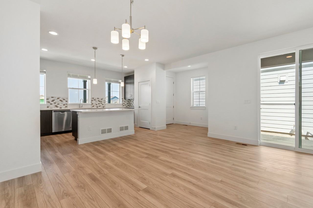 6106 Netherland Ct #NA - Photo 6 of 16
