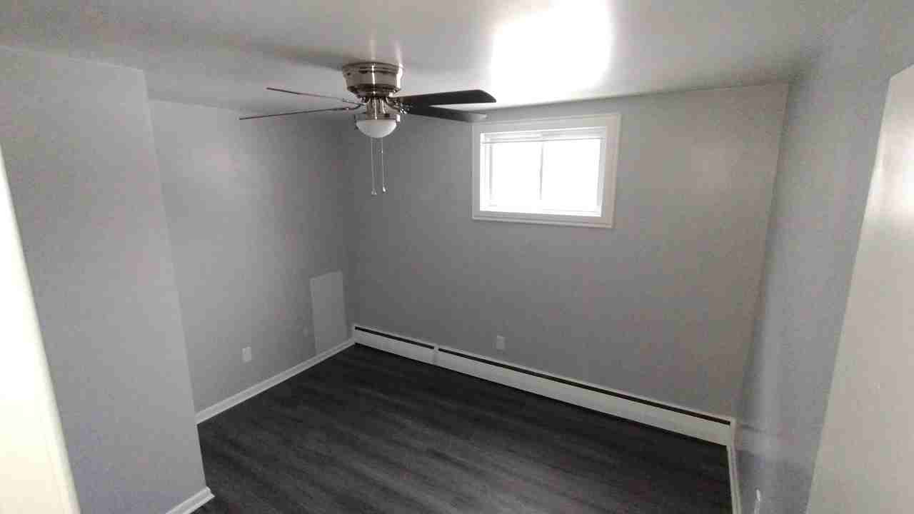 57 Kirby Ave #1 - Photo 6 of 10