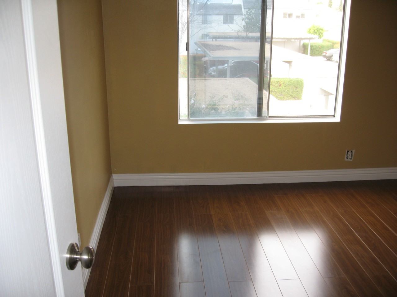 211 Briarwood - Photo 3 of 15