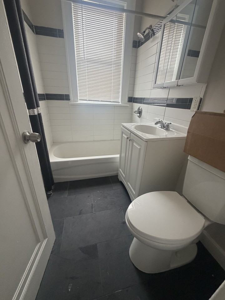 275 Beech St #31 - Photo 6 of 9