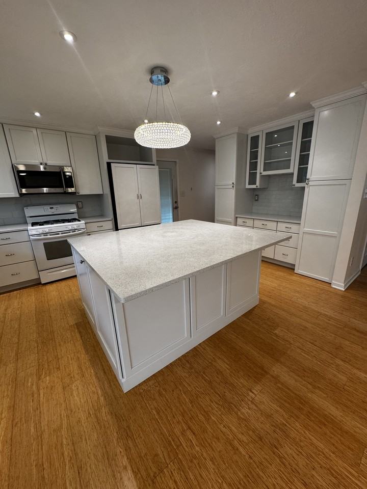 13153 Weatherfield Dr #NA - Photo 6 of 12