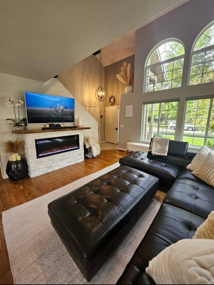 2410 Fleet St - Photo 4 of 21