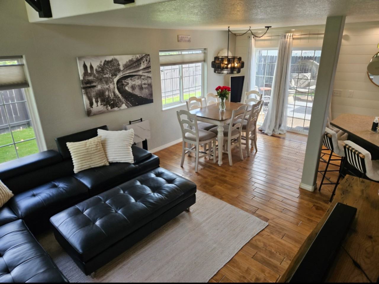 2410 Fleet St - Photo 5 of 21