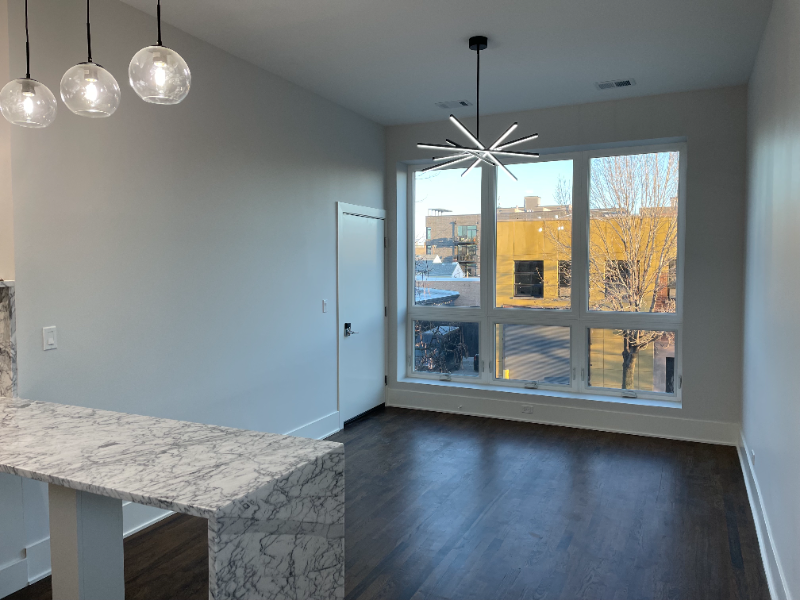 1647 W Hubbard St #2 - Photo 6 of 10